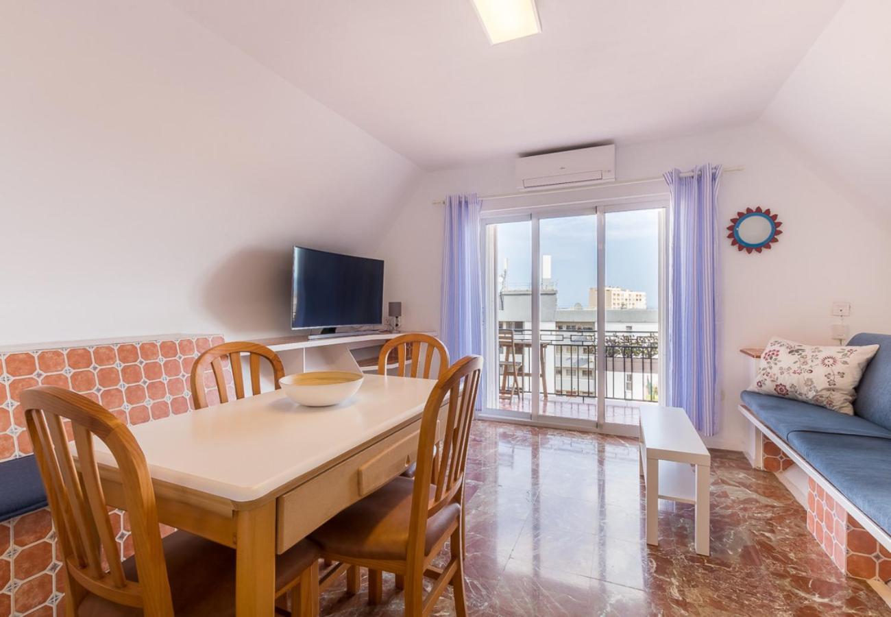 Reformado Apartamento En El Centro Con Vista Al Mar Τορρεμολίνος Εξωτερικό φωτογραφία